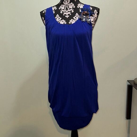 Romeo and Juliet couture blue dress  it has a sequin flower on the left strap of - Picture 1 of 6